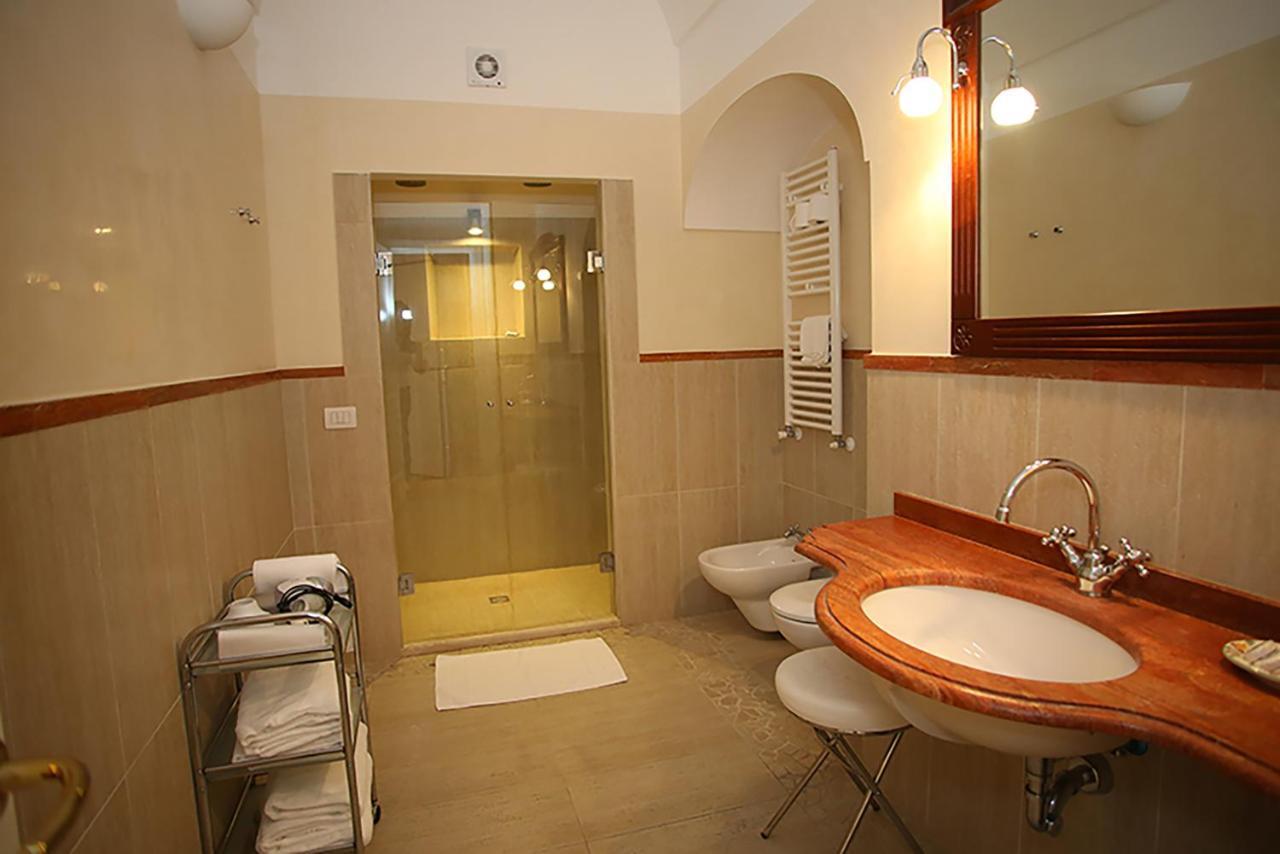 Апартаменти Palazzo Iaquinto Санта-Марія-ді-Кастеллабате Екстер'єр фото